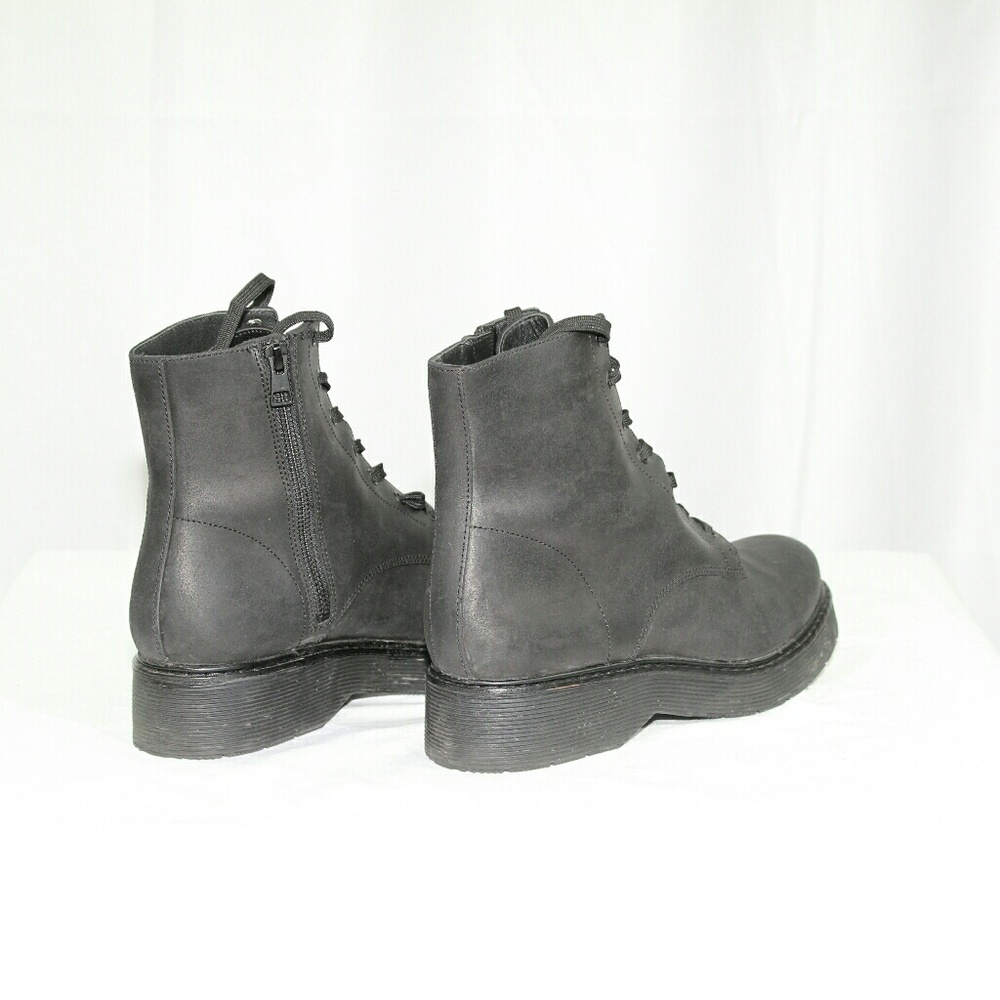 💥💥💥💥💥EUC Like New Vince Combat Boots - Picture 7 of 9